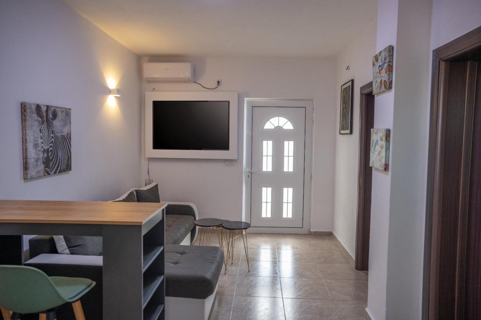 Montebello Inn Apartments Ulcinj Exterior foto